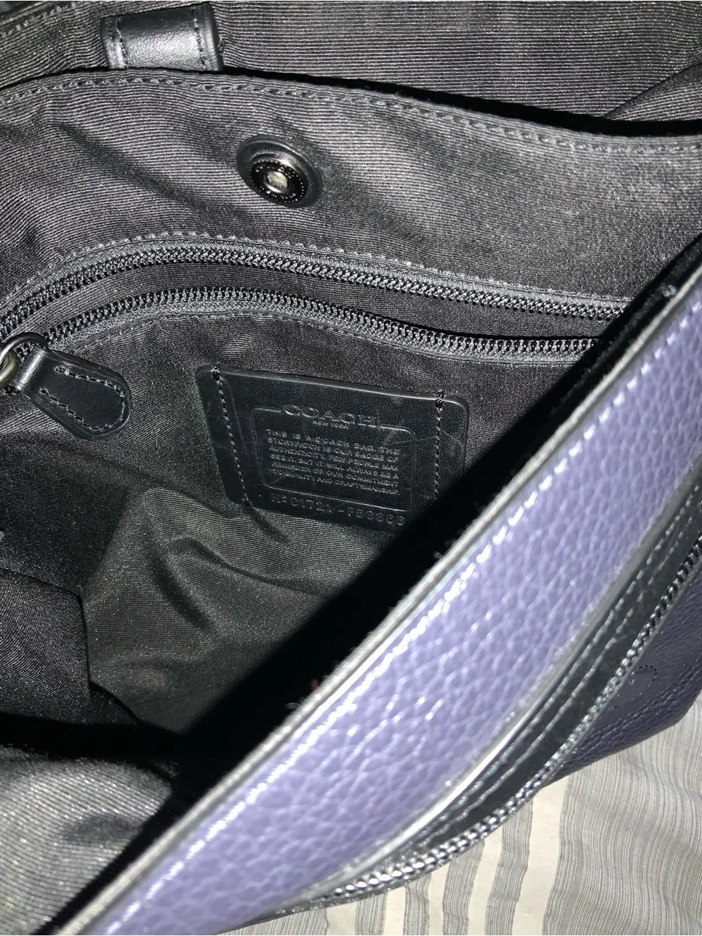 COACH Bond Navy Messenger Bag Unisex Bag F56666. Good condition.
